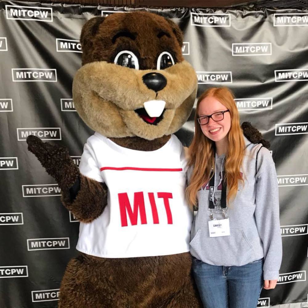 Meet your Posher, Lauren